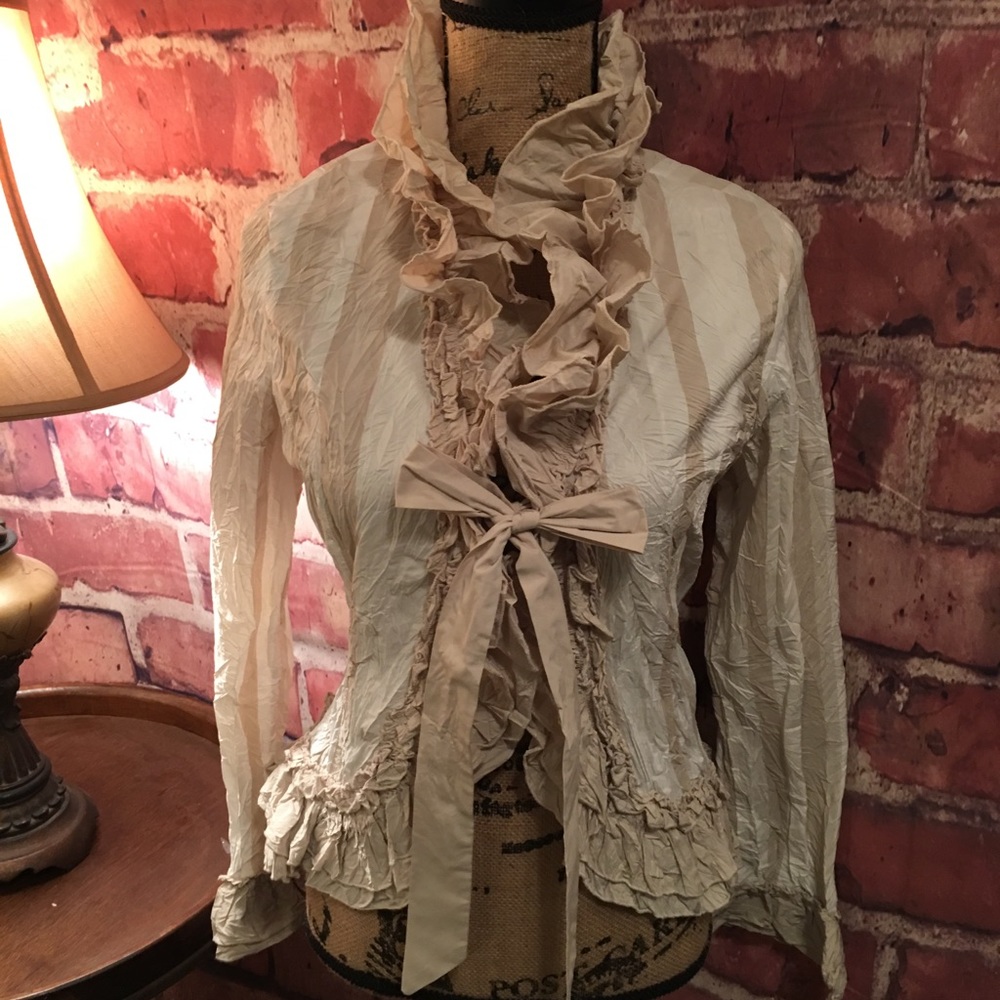 Blouse, tan and white